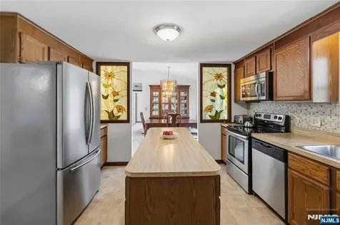 400 Lake Shore Drive West Milford NJ 07421