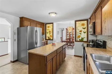 400 Lake Shore Drive West Milford NJ 07421