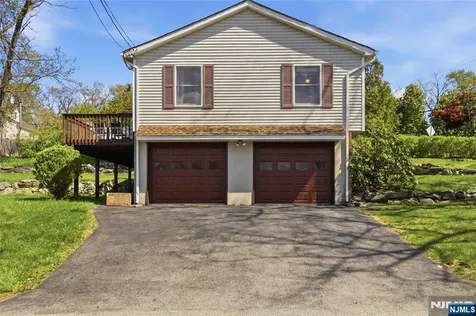 400 Lake Shore Drive West Milford NJ 07421