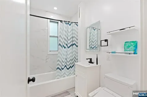 100 E Palisade Avenue Englewood NJ 07631