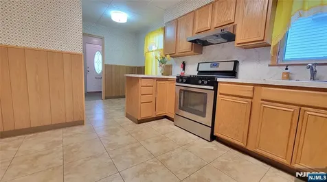 29 Magnolia Avenue Kearny NJ 07032