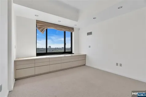 1512 Palisade Avenue Fort Lee NJ 07024
