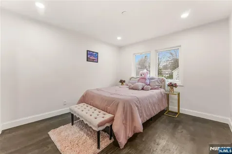 28 Charles Street Clifton NJ 07013