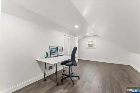 28 Charles Street Clifton NJ 07013