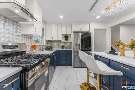 28 Charles Street Clifton NJ 07013