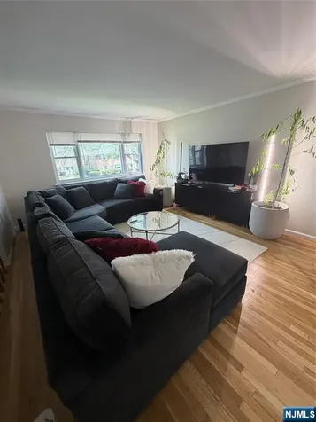 3 Manchester Court Wayne NJ 07470