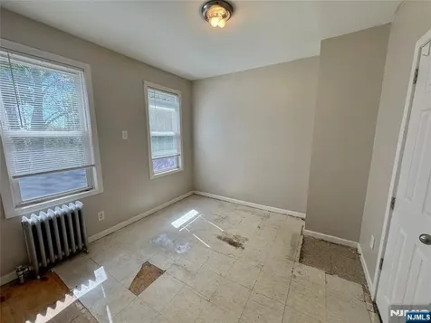 11 Lentz Place Irvington NJ 07111