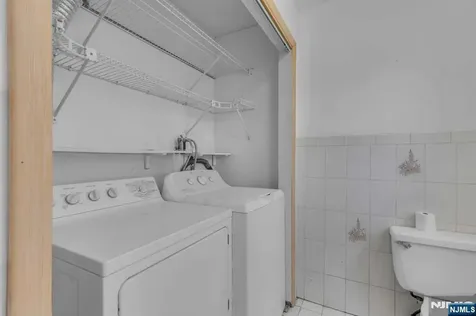 307 Santa Fe Trail Hopatcong NJ 07843