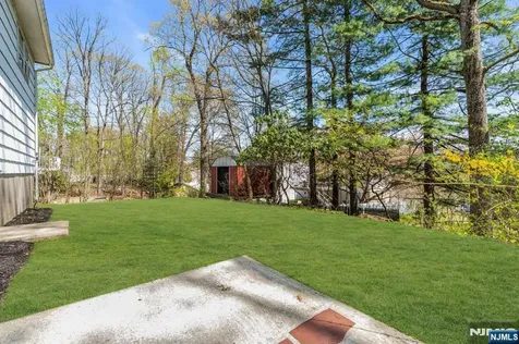 307 Santa Fe Trail Hopatcong NJ 07843