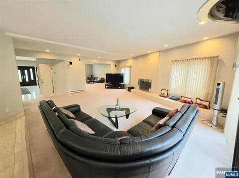 307 Center Street Englewood Cliffs NJ 07632