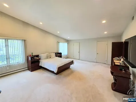 307 Center Street Englewood Cliffs NJ 07632
