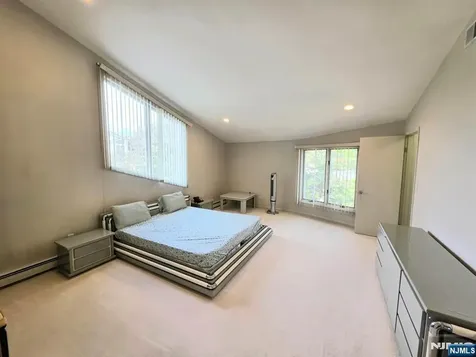 307 Center Street Englewood Cliffs NJ 07632