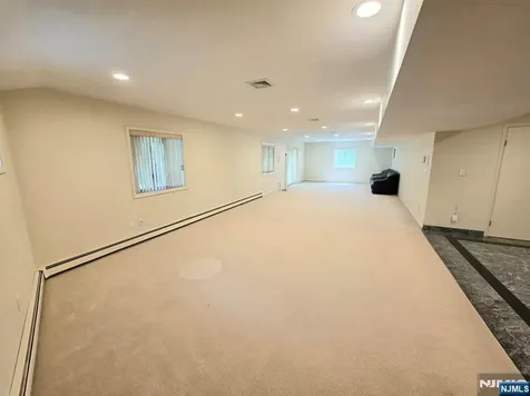 307 Center Street Englewood Cliffs NJ 07632