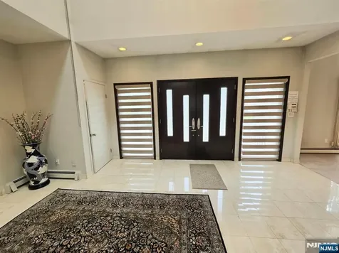 307 Center Street Englewood Cliffs NJ 07632