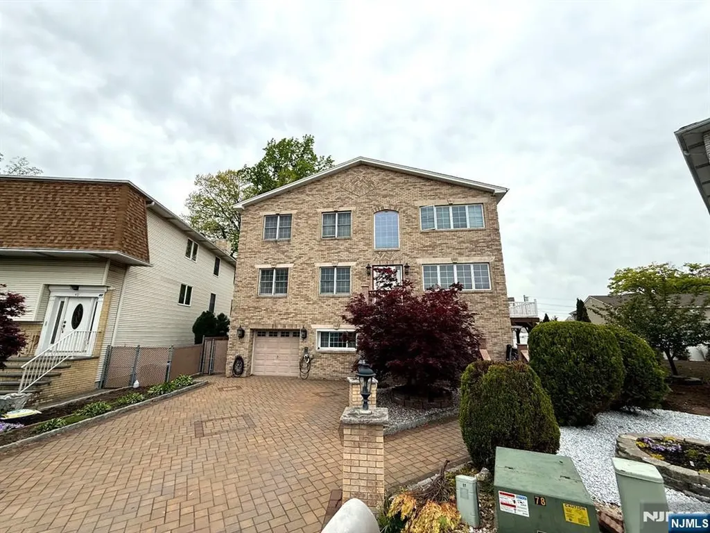 44 Willow Wood Court East Rutherford NJ 07073