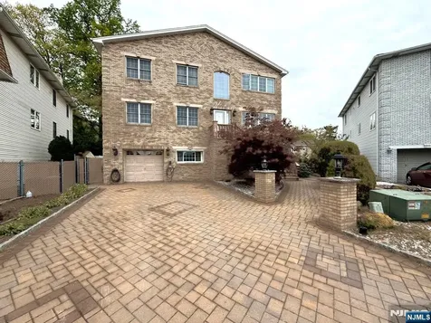 44 Willow Wood Court East Rutherford NJ 07073