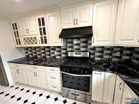 44 Willow Wood Court East Rutherford NJ 07073