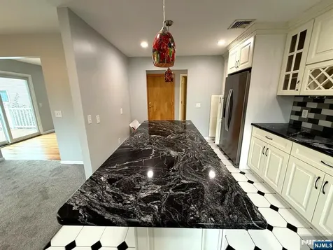 44 Willow Wood Court East Rutherford NJ 07073