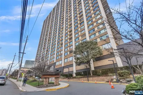 250 Gorge Cliffside Park NJ 07010