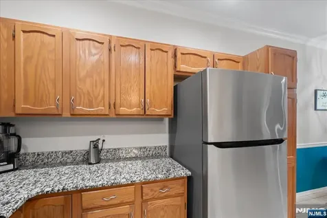 2 Richmond Road West Milford NJ 07480
