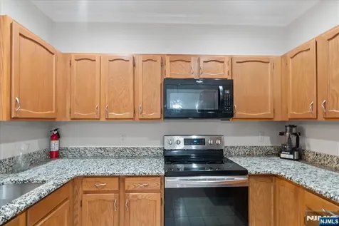 2 Richmond Road West Milford NJ 07480