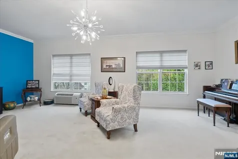 2 Richmond Road West Milford NJ 07480