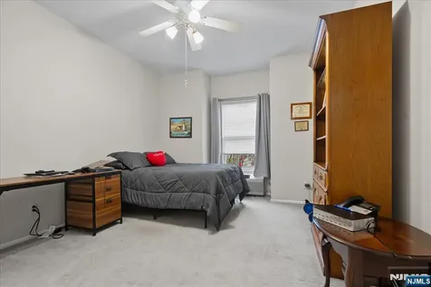 2 Richmond Road West Milford NJ 07480