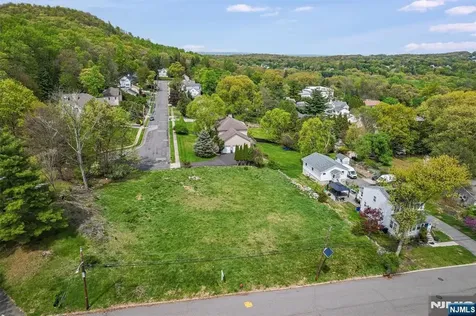84-98 Roosevelt North Haledon NJ 07508