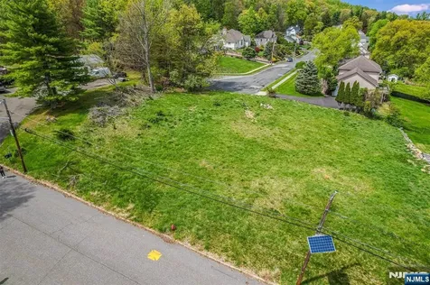 84-98 Roosevelt North Haledon NJ 07508