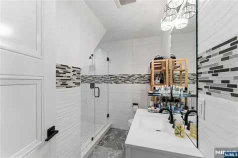 281 Beaufort Avenue Livingston NJ 07039