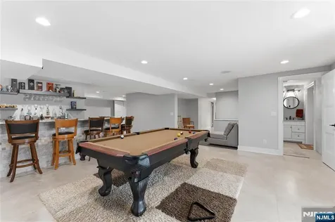 281 Beaufort Avenue Livingston NJ 07039