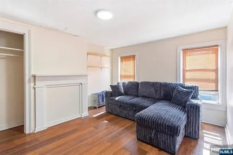 805-807 4th Avenue Elizabeth NJ 07202