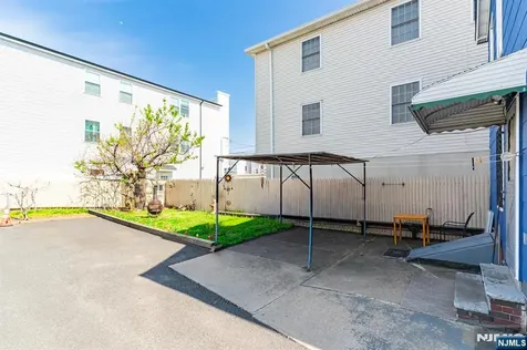 805-807 4th Avenue Elizabeth NJ 07202
