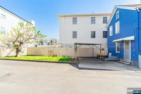 805-807 4th Avenue Elizabeth NJ 07202