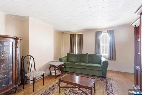 805-807 4th Avenue Elizabeth NJ 07202