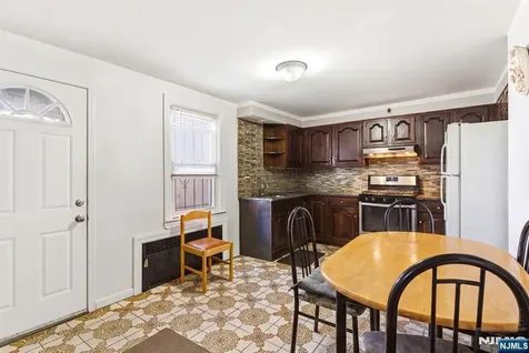 805-807 4th Avenue Elizabeth NJ 07202