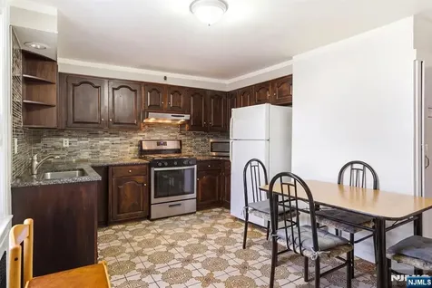 805-807 4th Avenue Elizabeth NJ 07202