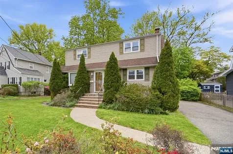 104 14th Street Cresskill NJ 07626