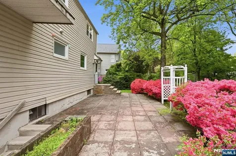 104 14th Street Cresskill NJ 07626