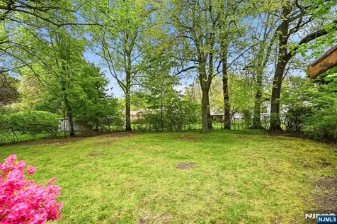 104 14th Street Cresskill NJ 07626