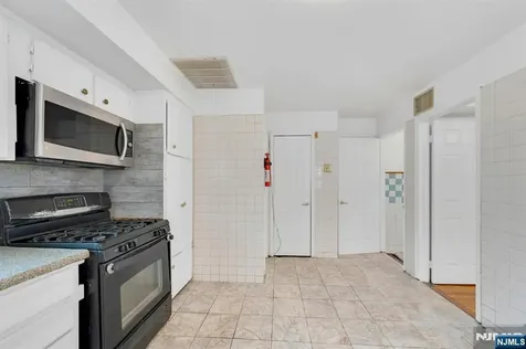 183 Devon Street Kearny NJ 07032