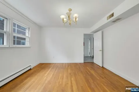 183 Devon Street Kearny NJ 07032