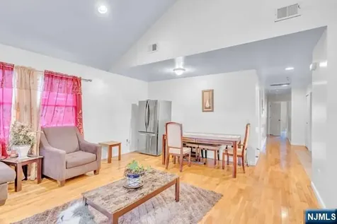 24 12th Avenue Paterson NJ 07501