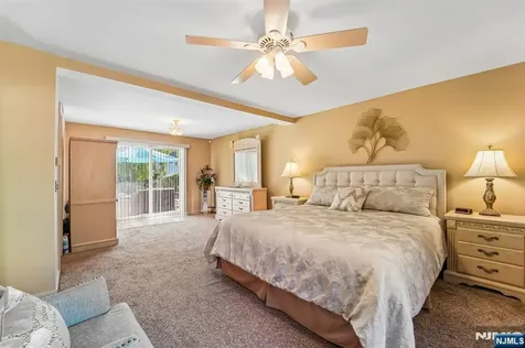 203 Lawrence Drive Paramus NJ 07652
