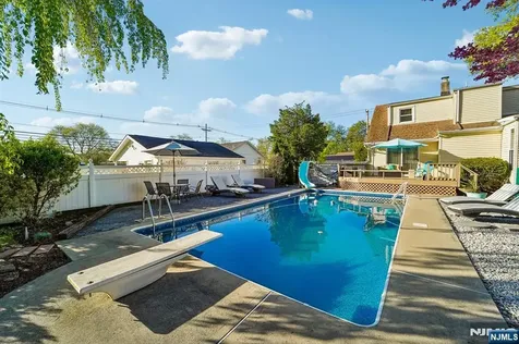 203 Lawrence Drive Paramus NJ 07652