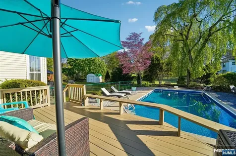 203 Lawrence Drive Paramus NJ 07652
