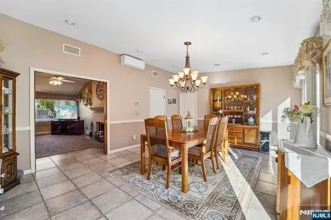 203 Lawrence Drive Paramus NJ 07652