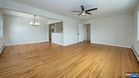 71 Chestnut Street Lodi NJ 07644