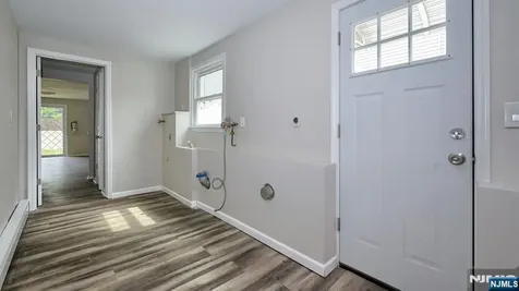 71 Chestnut Street Lodi NJ 07644