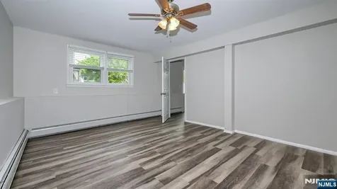 71 Chestnut Street Lodi NJ 07644